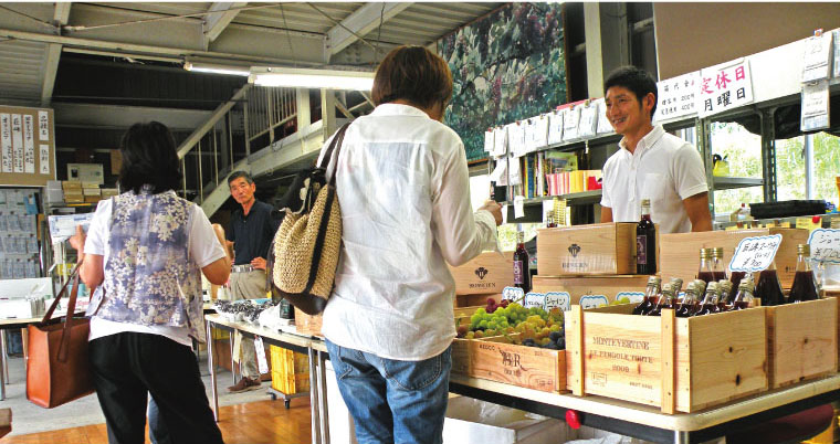 愛知県岡崎市・保命園のぶどう直売所